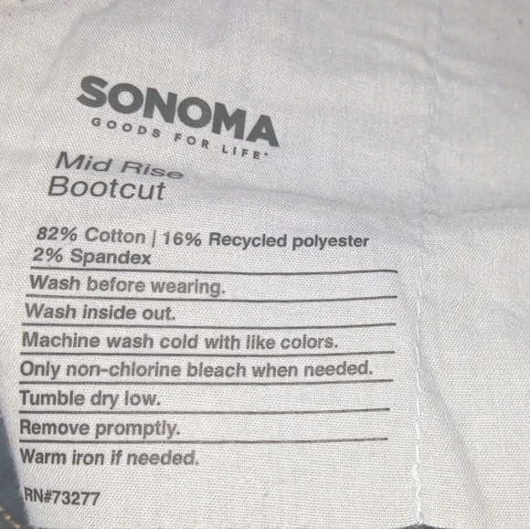 Sonoma - Women's Mid Rise Bootcut Dark Wash Denim Plus Size Jeans. Size 20W. NWT - Picture 3 of 9